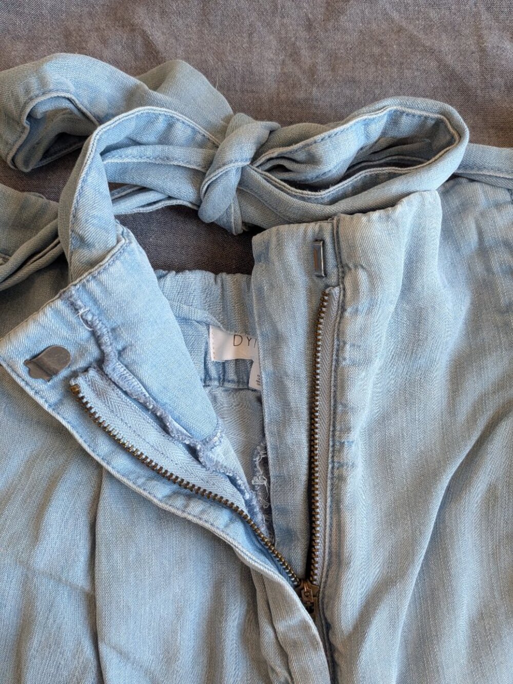 Blue short, Dynamite - Picture 4 of 4